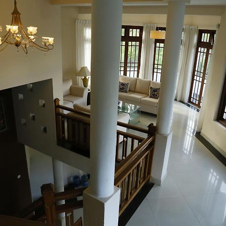 Crown Hills Kandy Inn Eksteriør bilde