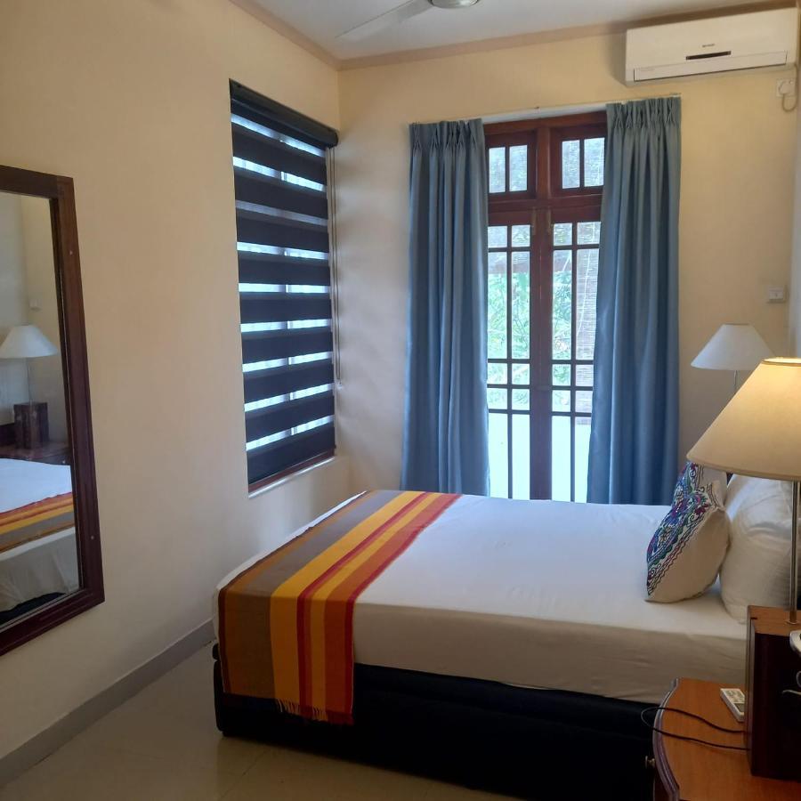 Crown Hills Kandy Inn Eksteriør bilde