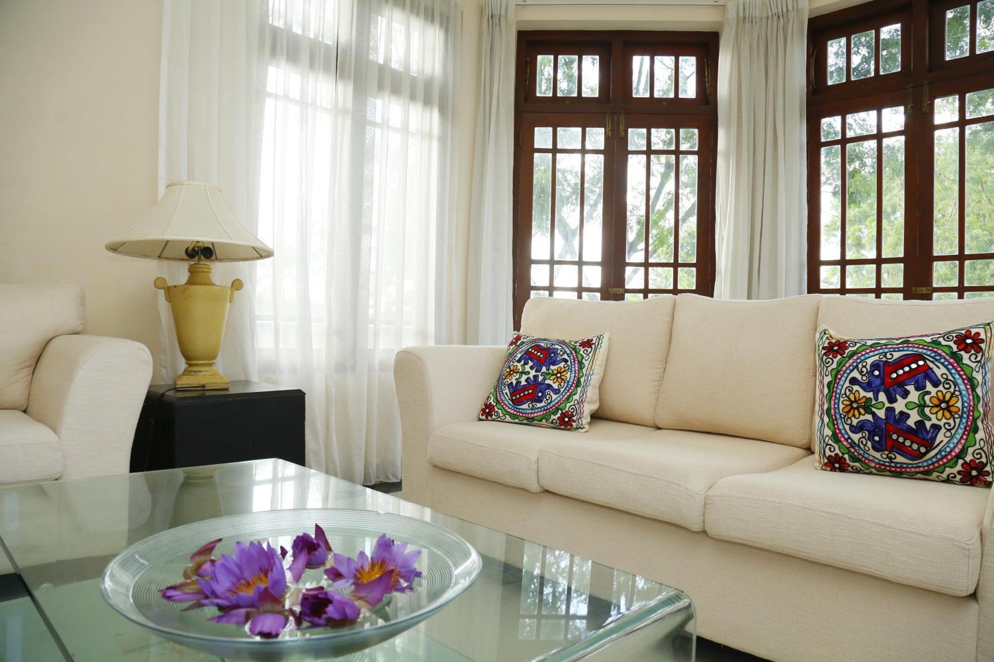 Crown Hills Kandy Inn Eksteriør bilde